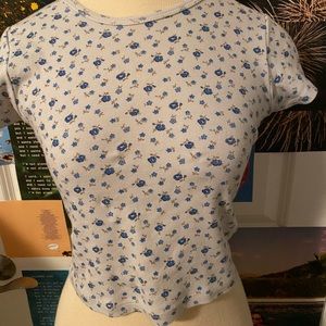 Brandy Melville crop top